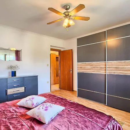 Perla Klaudio Holiday home *