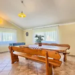 Holiday home Perla Klaudio Muntrilj