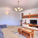 Perla Klaudio Holiday home Muntrilj